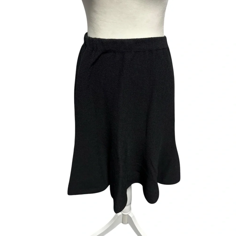 Eileen Fisher black wool skater skirt. Size M EUC